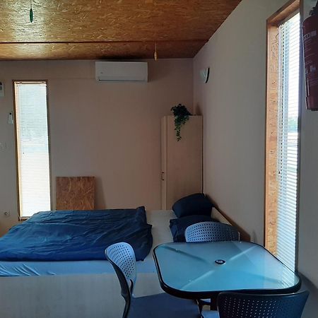 Szegedi Partfürdő Kemping és Apartman Extérieur photo